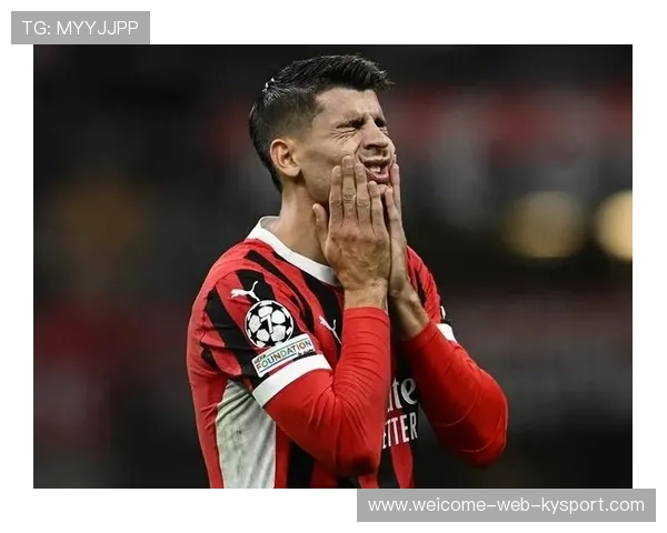 莱奥边路爆趟后传中，AC米兰门前吃饼